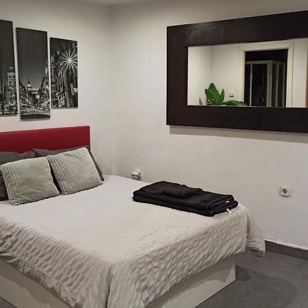 Apartmento En El Corazon De Malasana Madrid Exterior photo